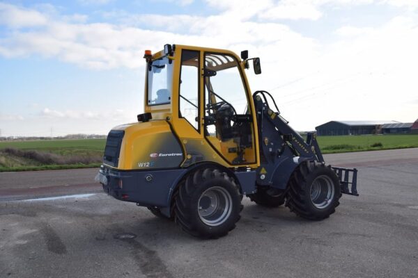 Eurotrac W12-CF XL – Bild 8