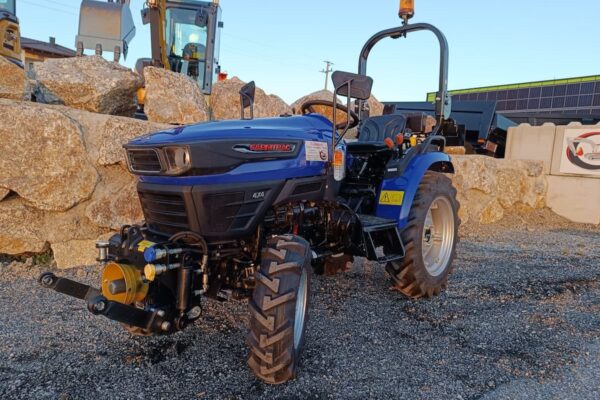 Farmtrac 26 H mit Hydrostat, Fronthydraulik und Frontzapfwelle