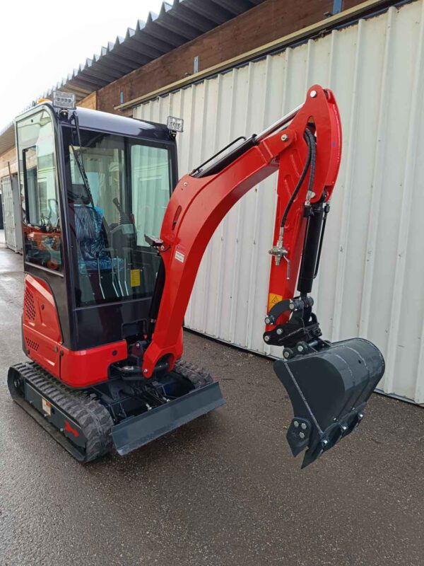 Minibagger L12 VK "Modell 4" 3 Zyliner mit Vollkabine, Knickarm und Verstellfahrwerk – Bild 2
