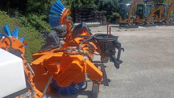 Kehrmaschine PADAGAS PROFI 1852 Vorführmaschine – Bild 3