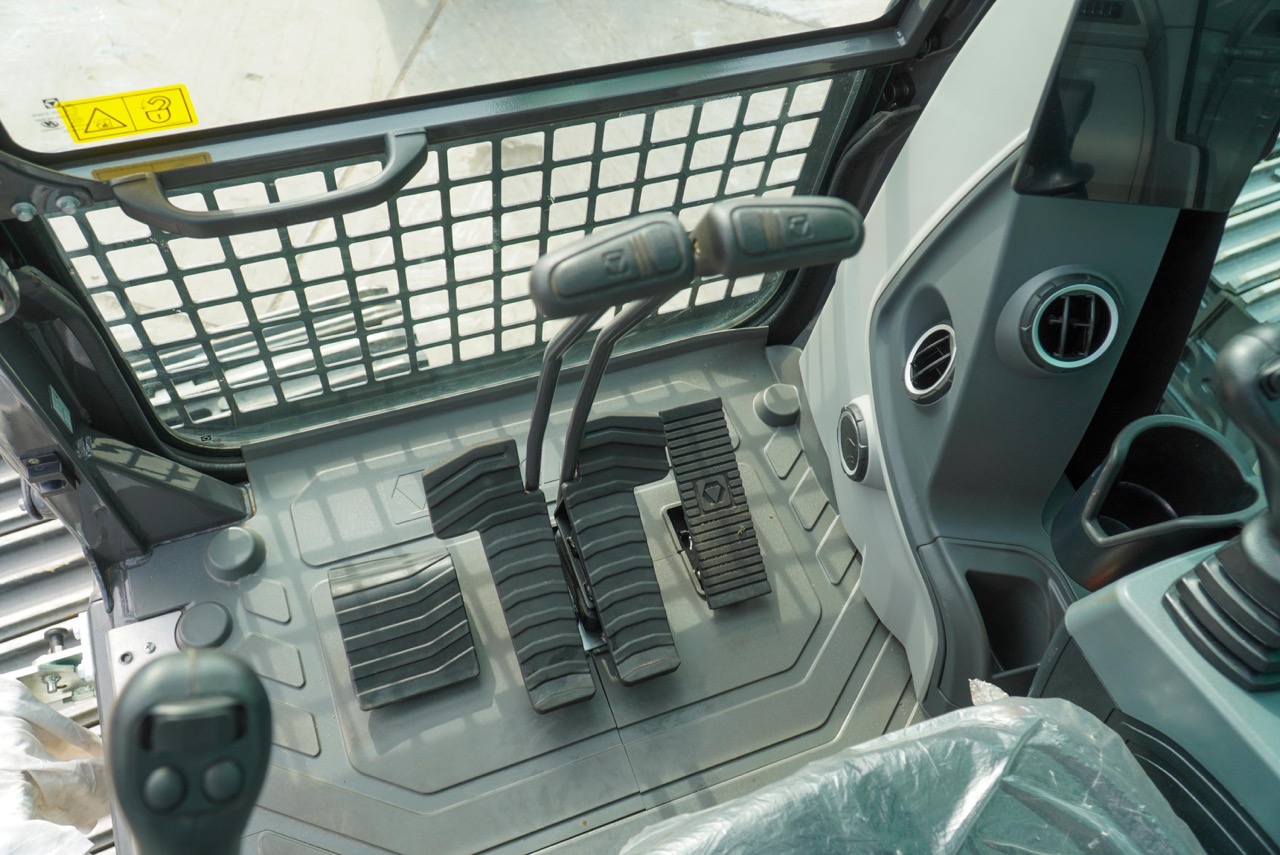 XCMG XE270EV – Bild 20