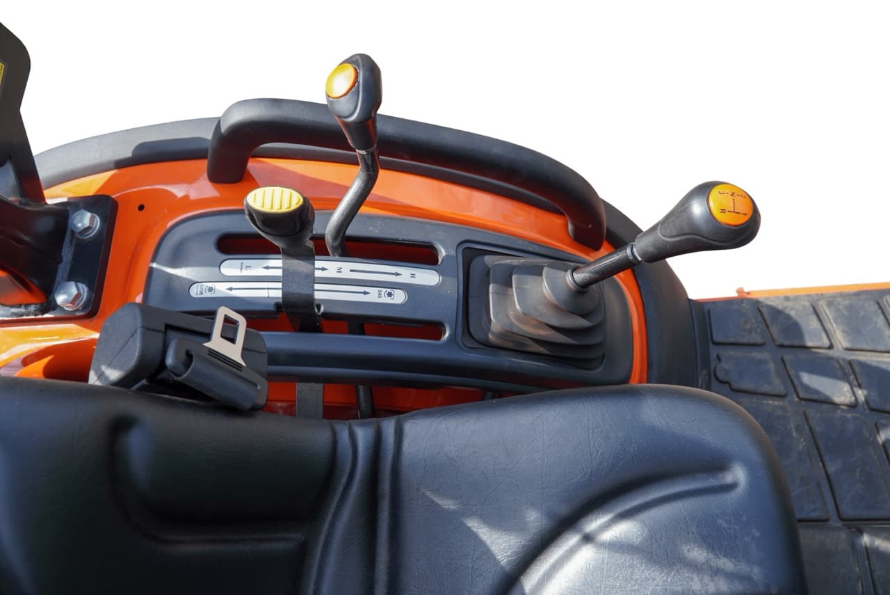 TAFE 6028M – Bild 13