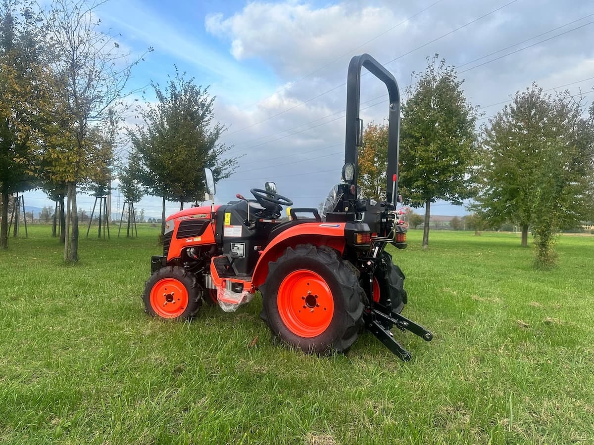 Hinomoto Kleintraktor HM 3030 – Bild 4