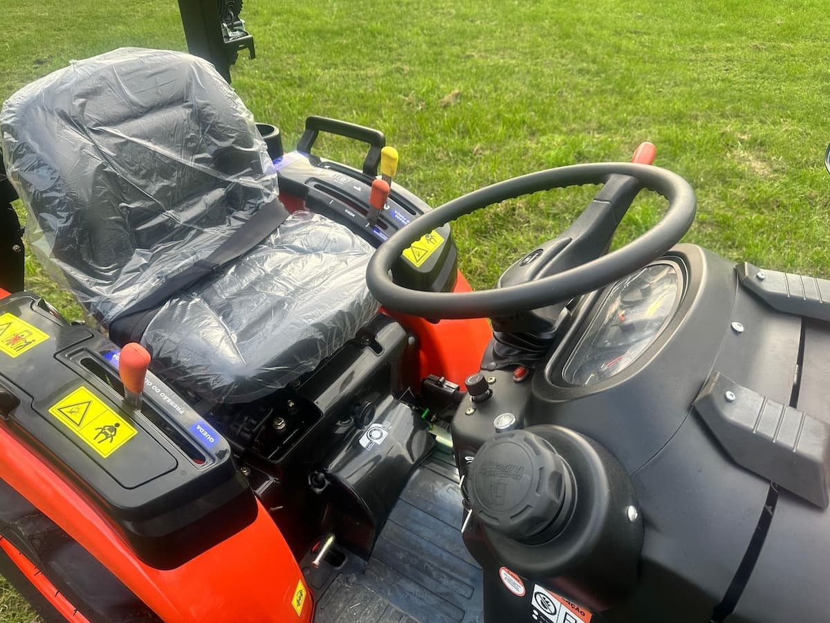 Hinomoto Kleintraktor HM 3030 – Bild 8